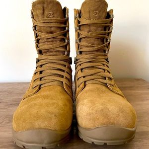 Garmont T8 Extreme GTX size 8 Wide